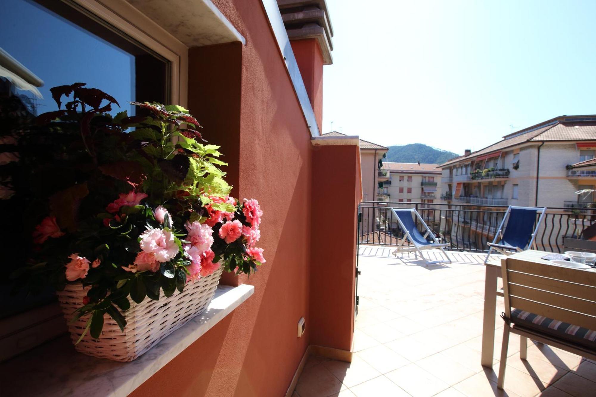 La Casa Al Mare Lägenhet Sestri Levante Exteriör bild
