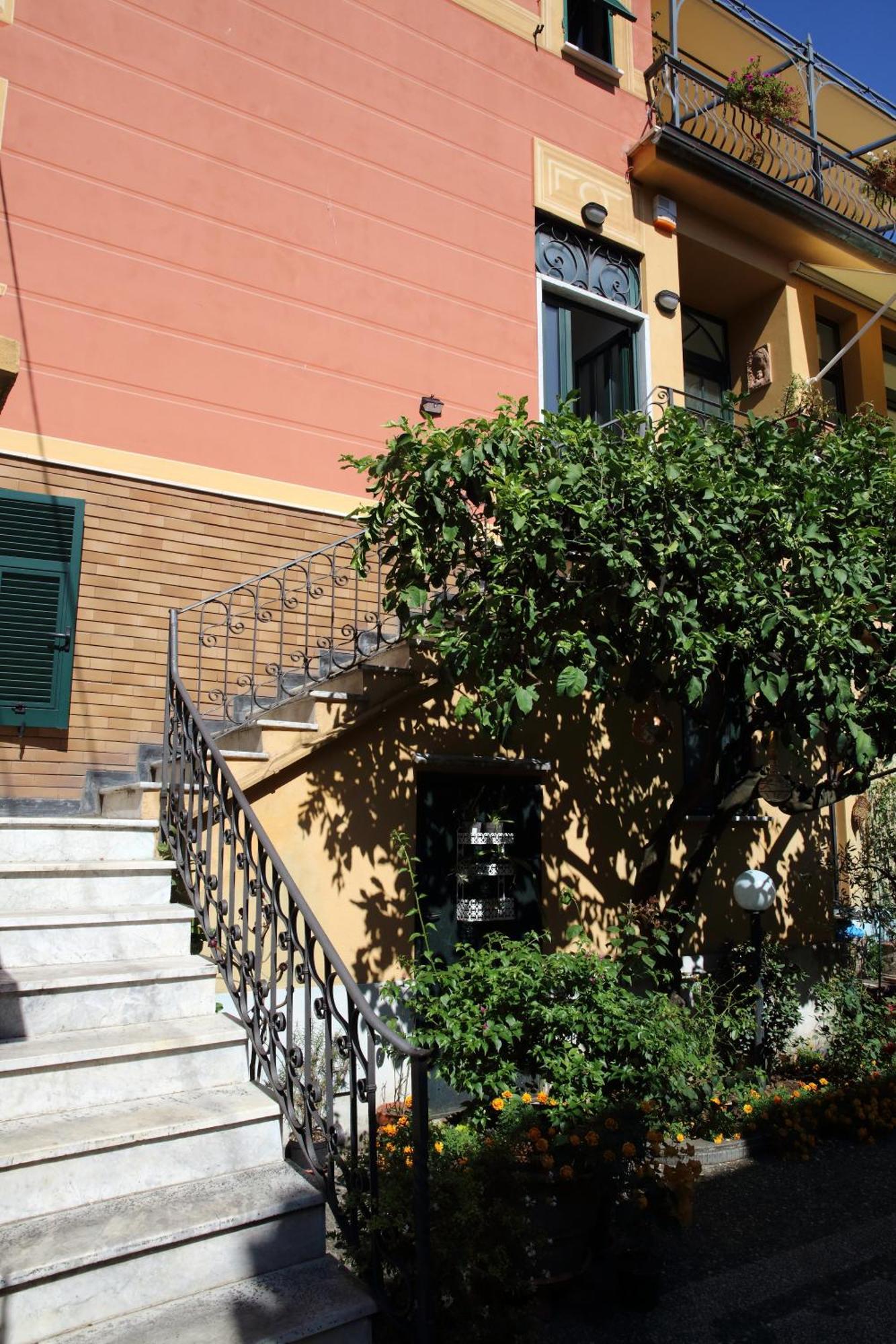 La Casa Al Mare Lägenhet Sestri Levante Exteriör bild