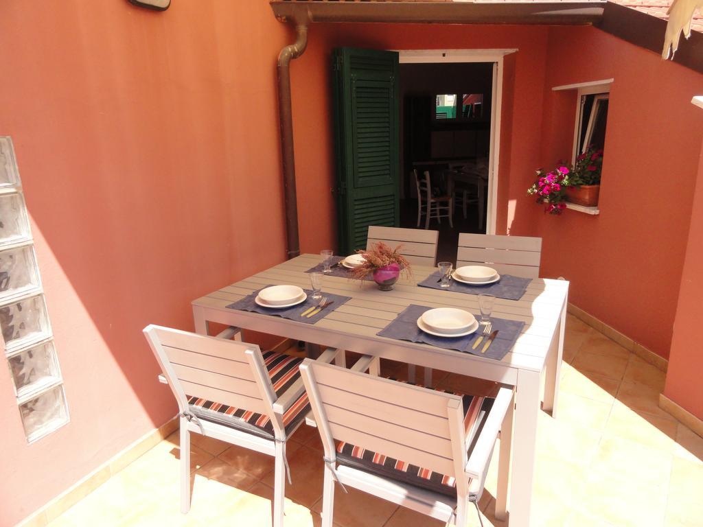 La Casa Al Mare Lägenhet Sestri Levante Exteriör bild